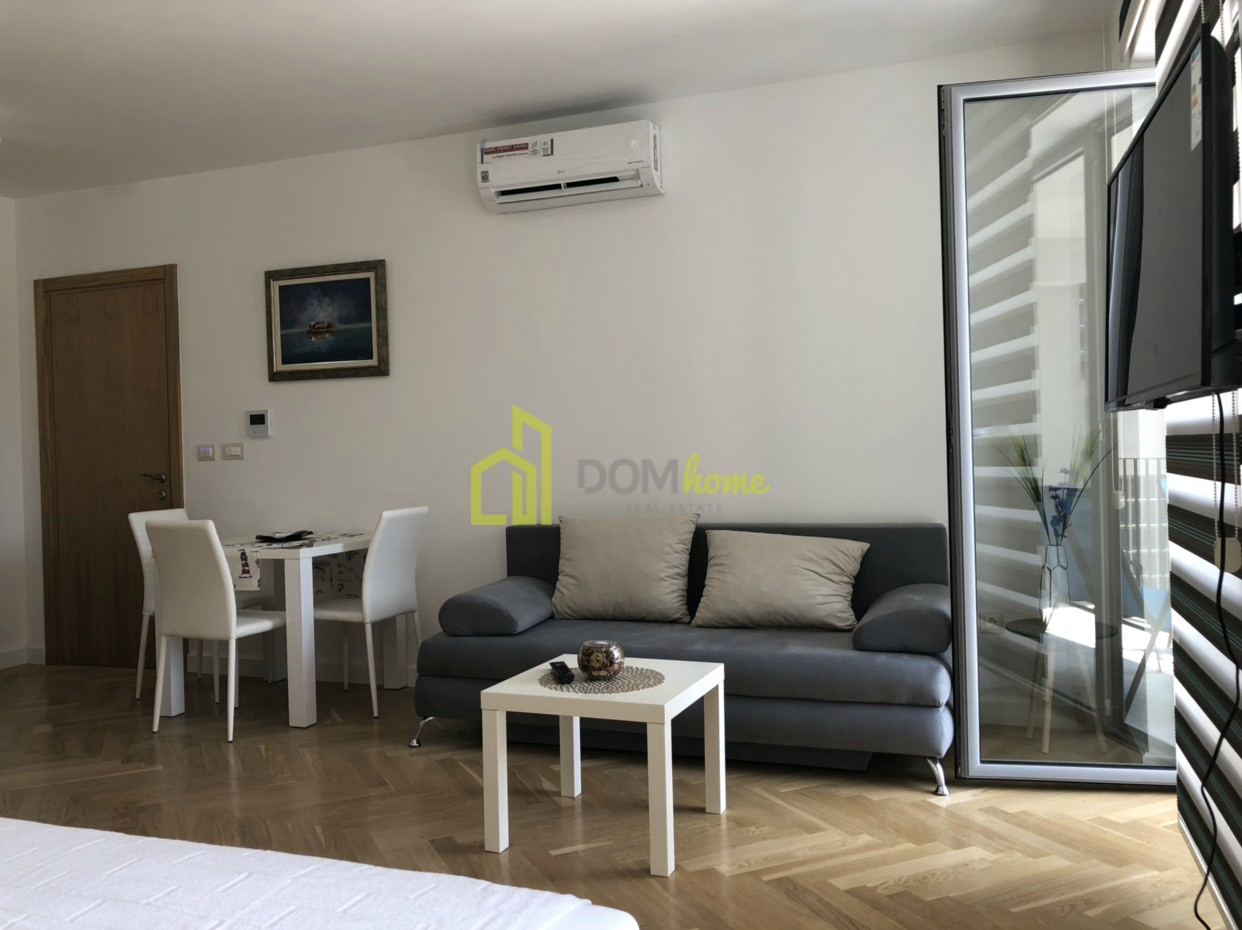 Jednosoban stan 40m2, Kotor